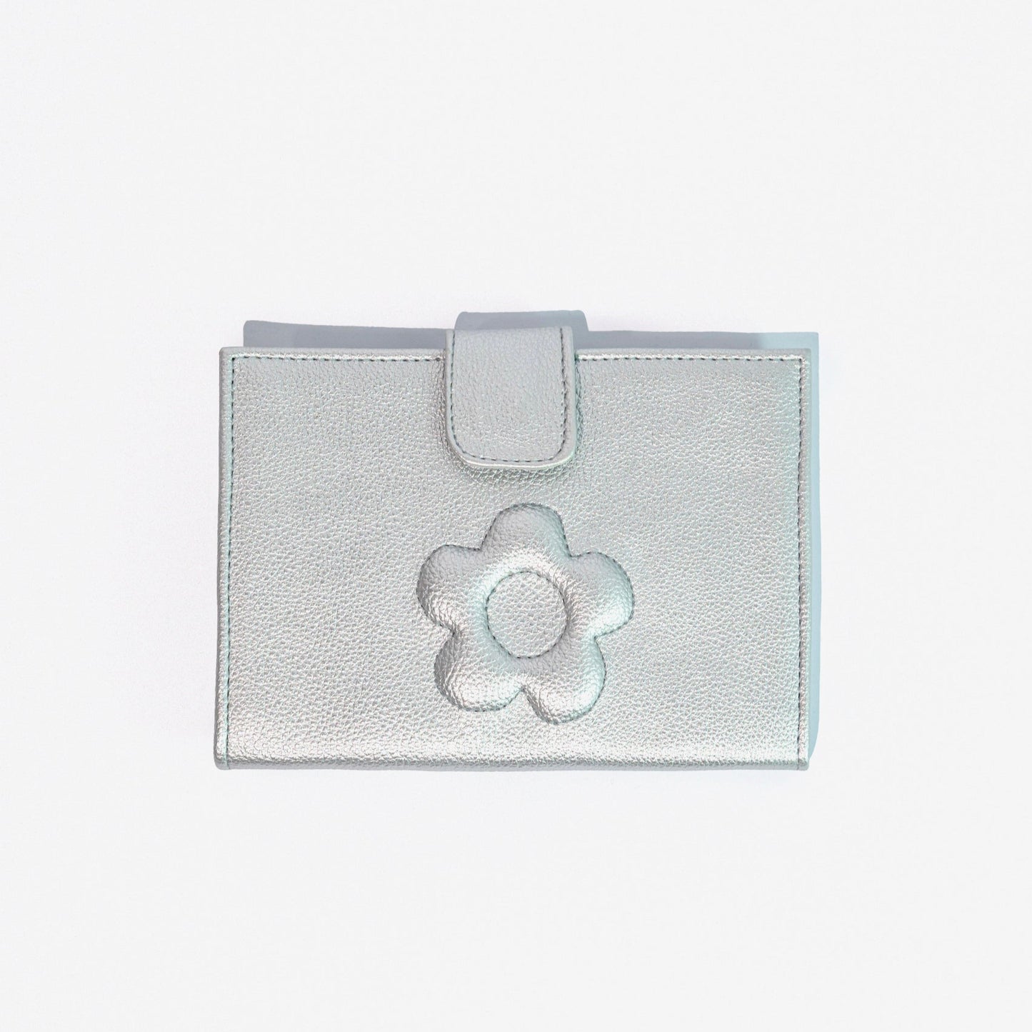 LE FLEUR PORTA PASAPORTE PLATA