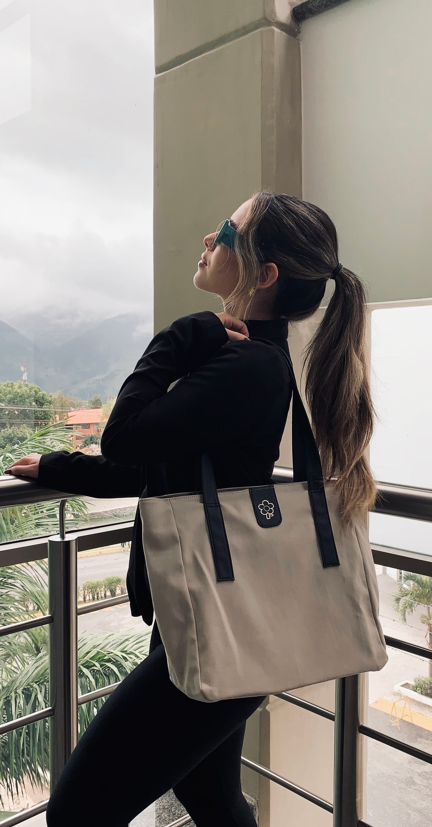 DENIM TOTE NOIR - CCS